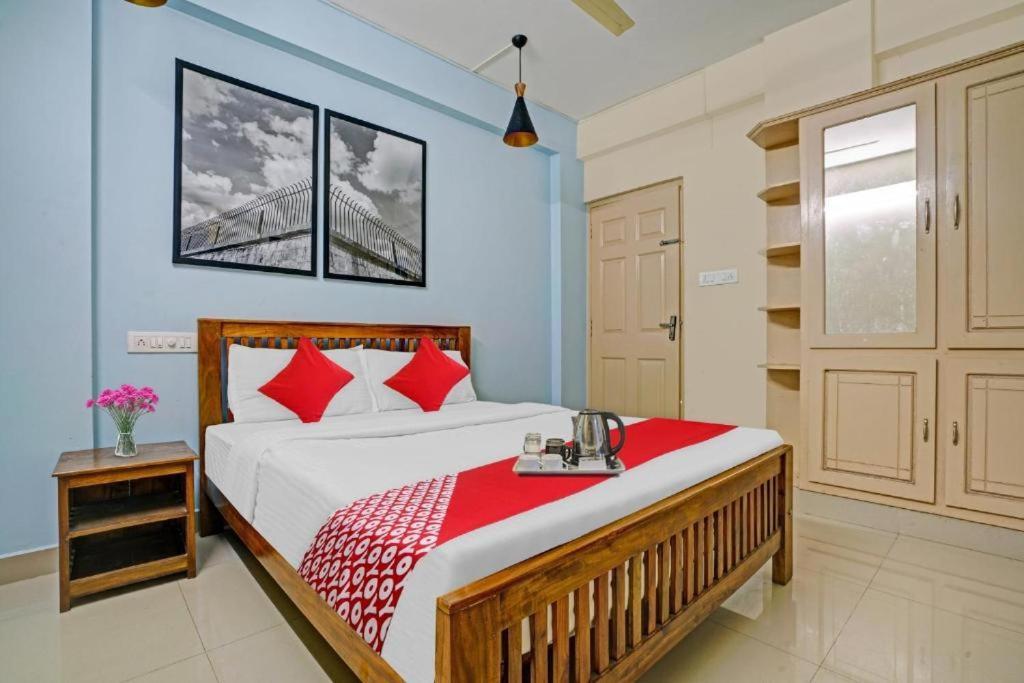 Ruby Hotel Apartments Kochi Exterior foto